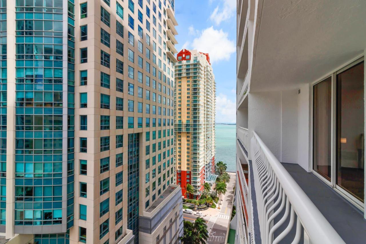 The Club At Brickell Bay Luxury Suites マイアミ エクステリア 写真