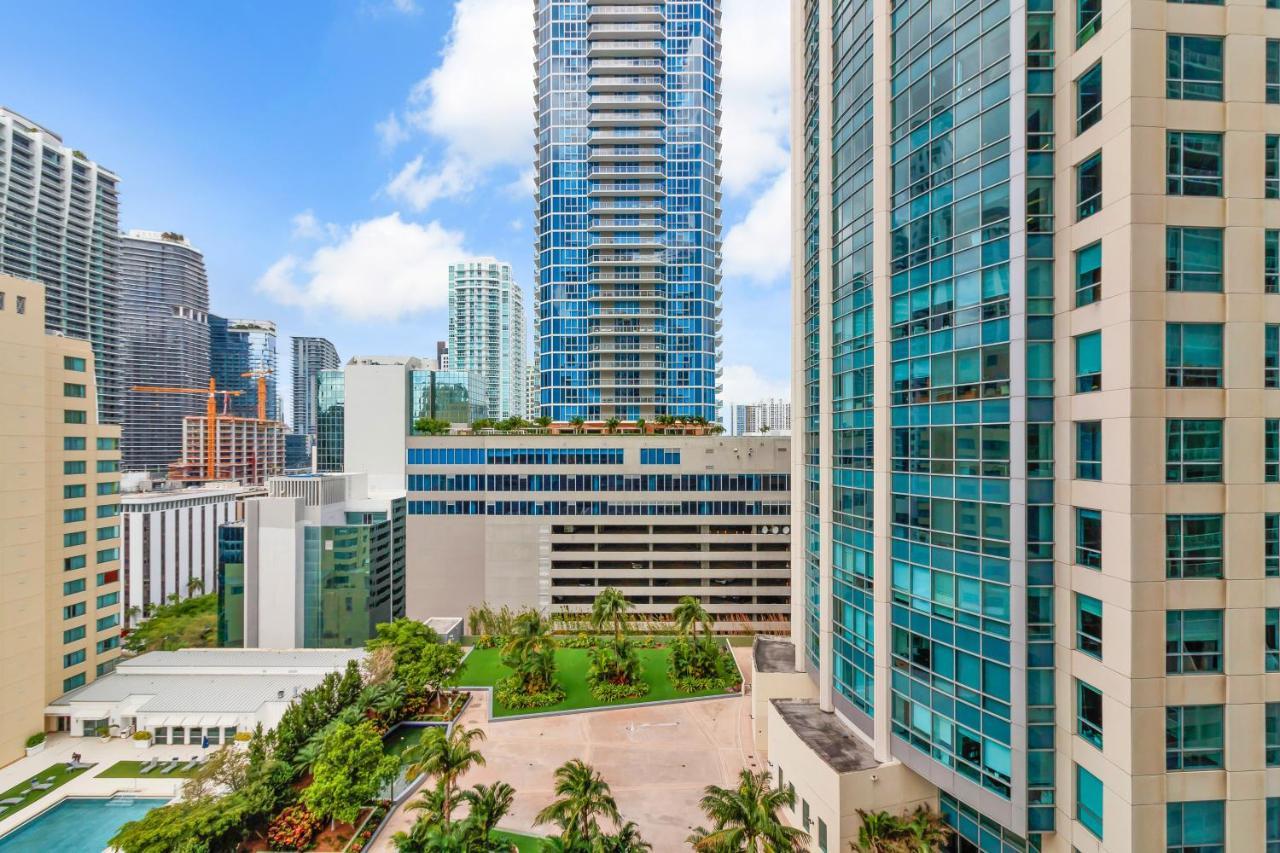 The Club At Brickell Bay Luxury Suites マイアミ エクステリア 写真