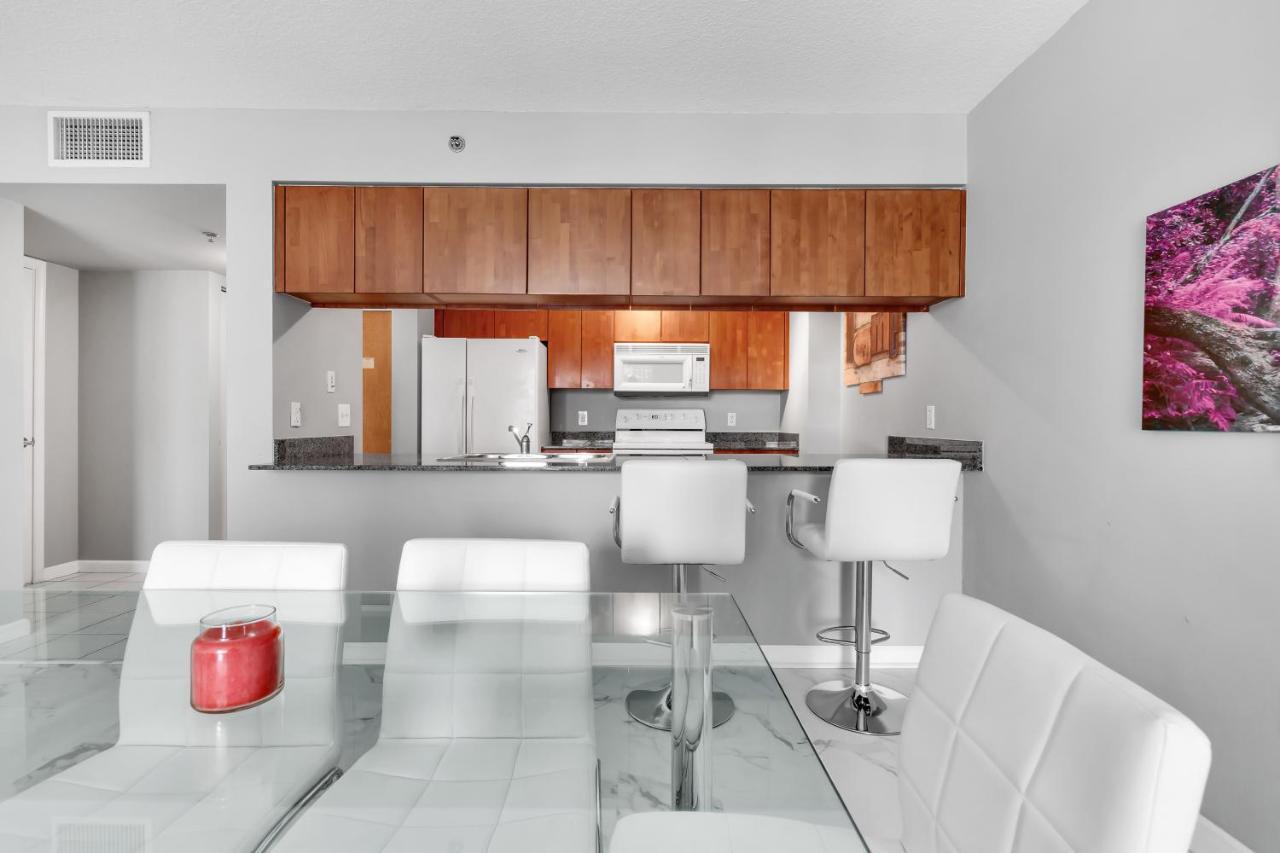 The Club At Brickell Bay Luxury Suites マイアミ エクステリア 写真
