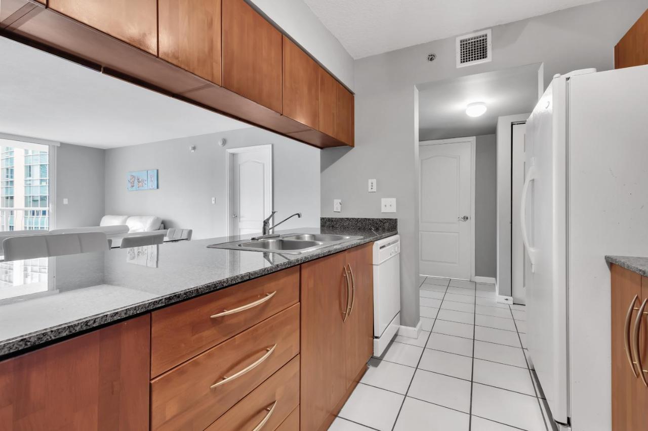 The Club At Brickell Bay Luxury Suites マイアミ エクステリア 写真